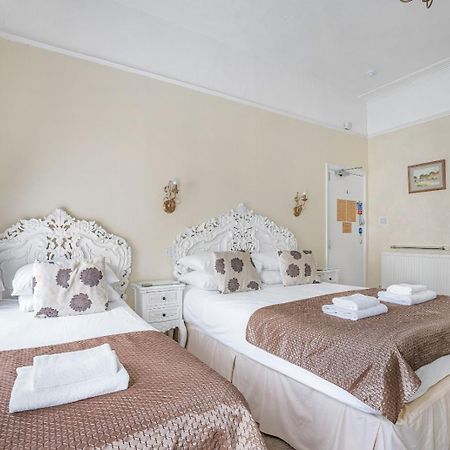 Summerlands Guest House Торки Екстериор снимка