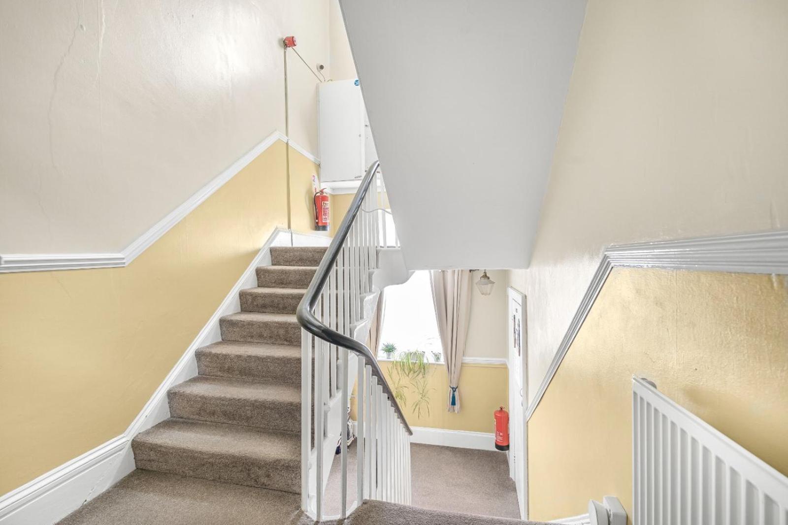 Summerlands Guest House Торки Екстериор снимка